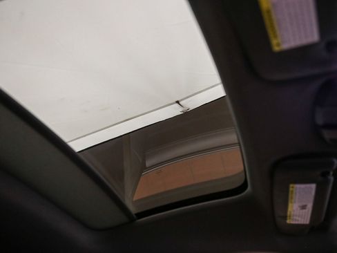 Certified 2022 Porsche 911 Carrera S RWD image 21