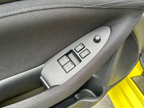 Used 2024 Nissan Z Sport w/ Floor Mat Package image 17