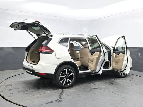 Used 2020 Nissan Rogue SL w/ Premium Package AWD/4WD image 48