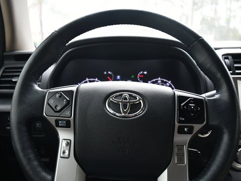 Certified 2023 Toyota 4Runner SR5 Premium image 10