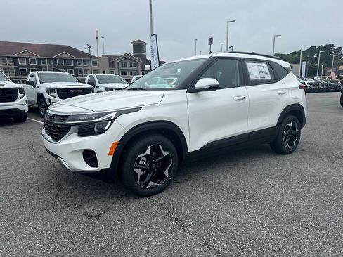 New 2025 Kia Seltos S image 7