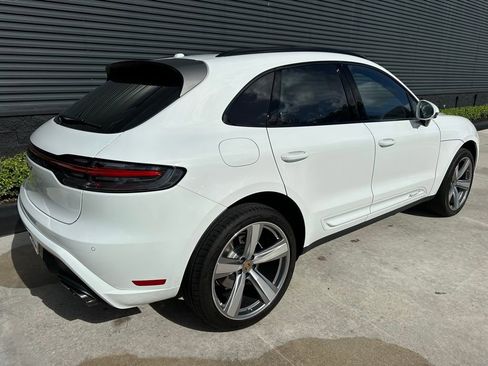 Used 2025 Porsche Macan Turbo image 9