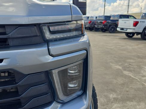Used 2024 Chevrolet Silverado 2500 Custom w/ Custom Value Package AWD/4WD image 12