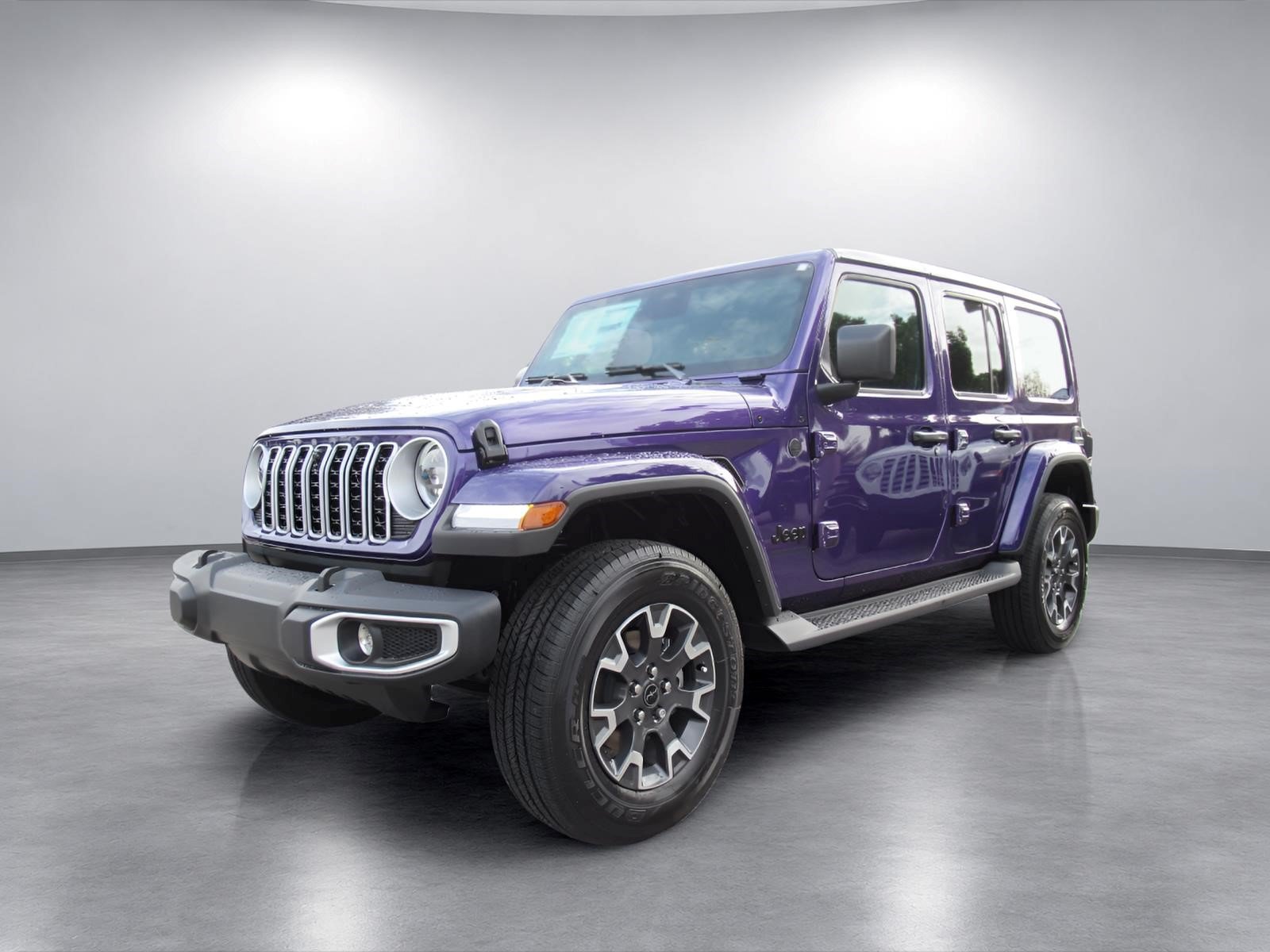 New 2026 Jeep Wrangler Unlimited Sahara AWD/4WD image 3