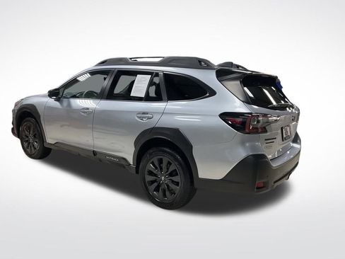 Certified 2023 Subaru Outback Onyx Edition XT image 5