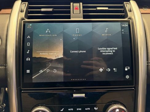 New 2025 Land Rover Discovery Dynamic SE AWD/4WD image 24