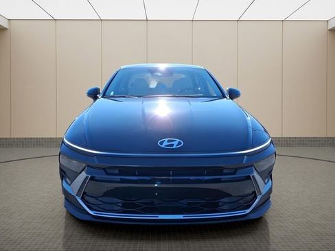 New 2026 Hyundai Sonata SE FWD image 4