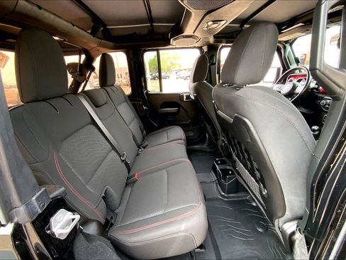 Used 2021 Jeep Wrangler Unlimited Rubicon AWD/4WD image 26