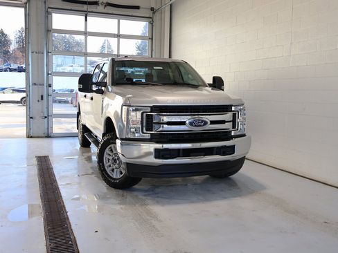 Used 2019 Ford F250 XLT image 36