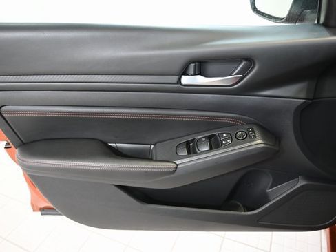 Used 2020 Nissan Altima 2.5 SR w/ Premium Package image 21