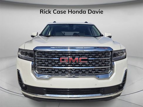 Used 2023 GMC Acadia Denali w/ Denali Technology Package image 5