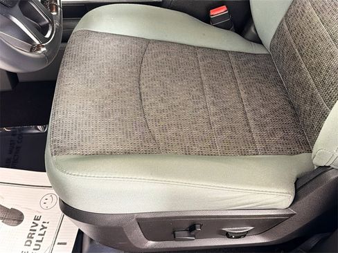 Used 2016 RAM 1500 Big Horn image 17