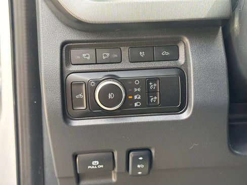 Used 2024 Ford F250 Platinum image 25