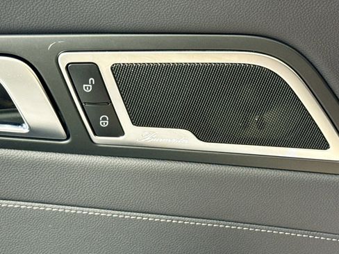 Used 2019 Mercedes-Benz AMG GT Roadster image 18