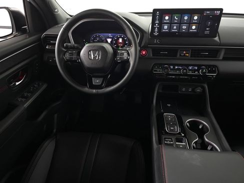 Used 2026 Honda Pilot Black Edition image 19