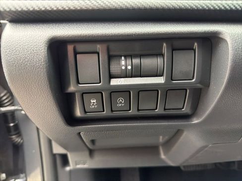 Used 2023 Subaru Crosstrek 2.0i image 34