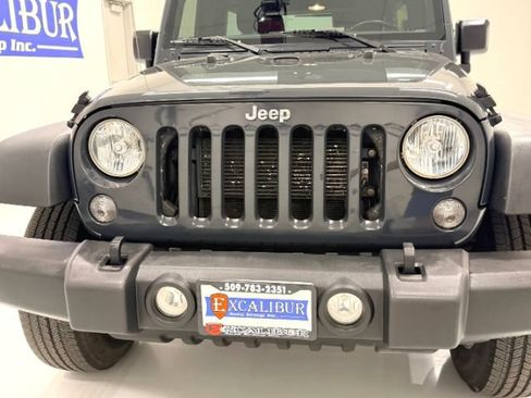 Used 2017 Jeep Wrangler Unlimited Sport w/ Quick Order Package 24S AWD/4WD image 12
