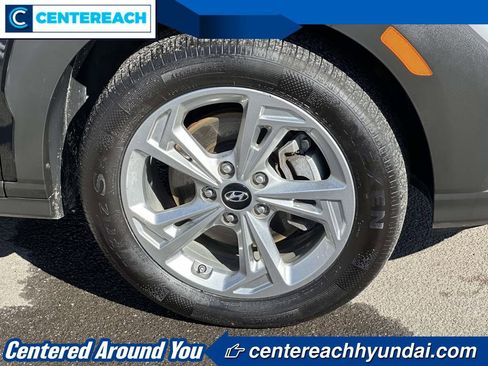 Used 2023 Hyundai Kona SEL w/ Cargo Package image 6