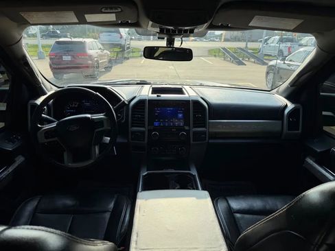 Used 2021 Ford F250 Lariat w/ Lariat Value Package AWD/4WD image 25