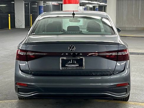 New 2026 Volkswagen Jetta SE image 32