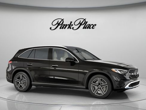 Certified 2026 Mercedes-Benz GLC 300 4MATIC image 34