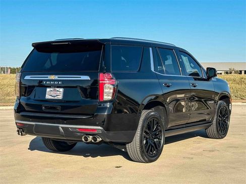 Used 2023 Chevrolet Tahoe High Country image 3