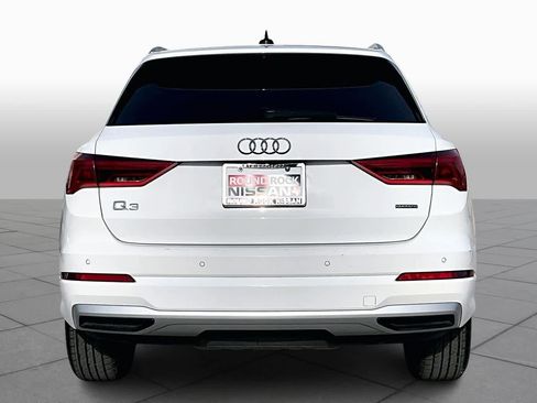 Used 2022 Audi Q3 2.0T Premium Plus image 4