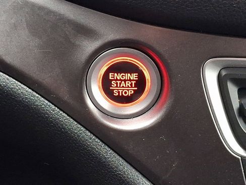 Used 2022 Honda Pilot Sport image 23