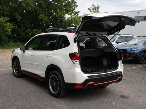 Used 2019 Subaru Forester Sport AWD/4WD image 7