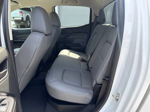 Used 2022 Chevrolet Colorado W/T w/ WT Convenience Package AWD/4WD image 25