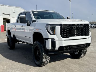 New 2026 GMC Sierra 3500 Denali w/ Denali Reserve Package