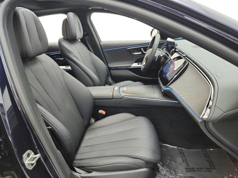 Certified 2024 Mercedes-Benz E 350 4MATIC Sedan image 18