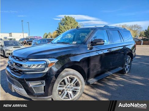Used 2024 Ford Expedition Limited image 1