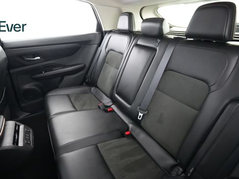 Used 2024 Nissan Ariya AWD image 24