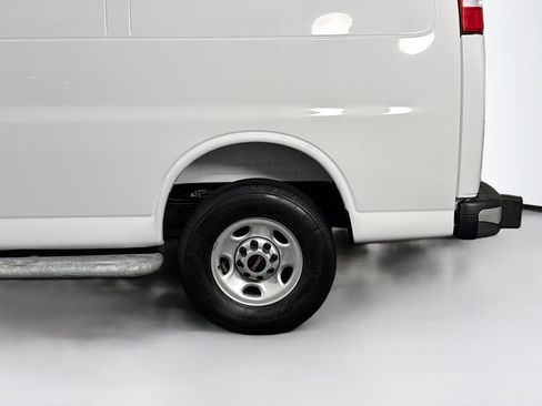 Used 2025 GMC Savana 2500 w/ Driver Convenience Package RWD image 31