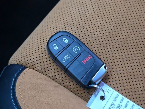 Used 2022 Dodge Charger Scat Pack RWD image 39