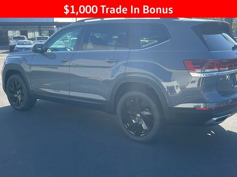 New 2026 Volkswagen Atlas SE FWD image 11