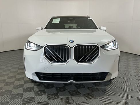 Certified 2025 BMW X3 xDrive30 w/ Convenience Package AWD/4WD image 3