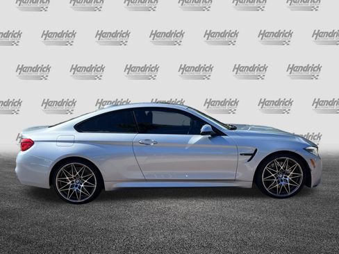 Used 2018 BMW M4 Coupe RWD image 11