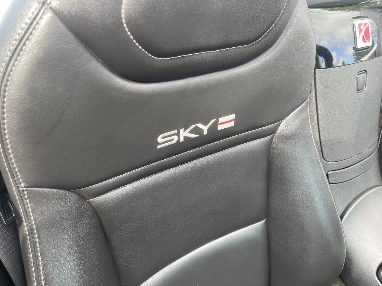 Used 2007 Saturn Sky Red Line RWD image 22