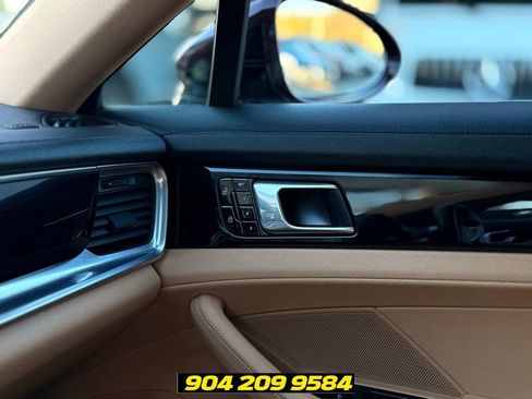 Used 2020 Porsche Panamera 4 AWD/4WD image 23