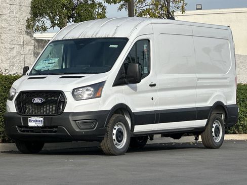 New 2026 Ford Transit 250 148 Medium Roof w/ Load Area Protection Package image 8