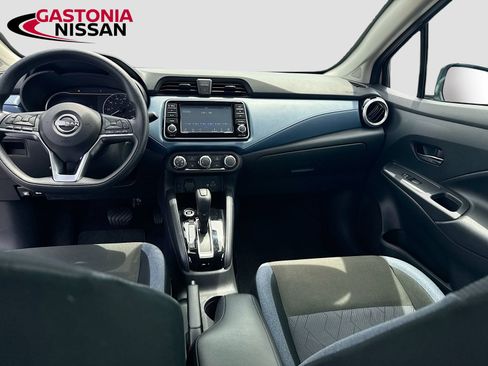 Used 2025 Nissan Versa SV FWD image 29