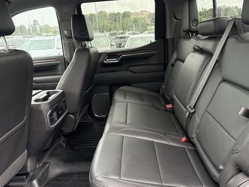 Used 2022 GMC Sierra 1500 SLT w/ SLT Convenience Package AWD/4WD image 6