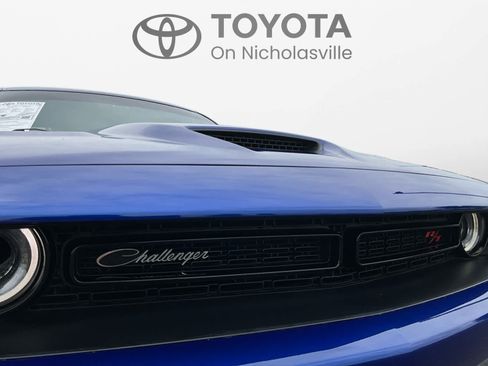 Used 2021 Dodge Challenger R/T Scat Pack w/ Driver Convenience Group RWD image 9