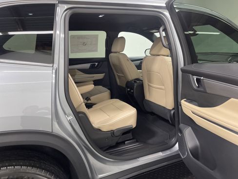 Used 2026 Buick Enclave Preferred w/ Super Cruise Package image 21