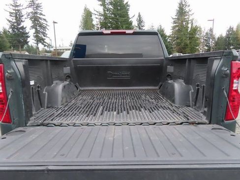 Used 2025 Chevrolet Silverado 1500 LT AWD/4WD image 7