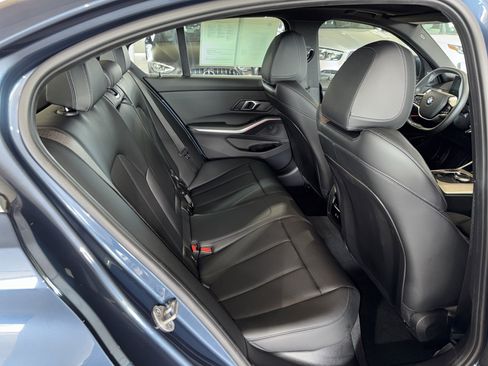 Used 2025 BMW 330i Sedan image 12