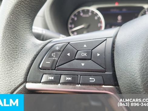 Used 2024 Nissan Sentra SV FWD image 28