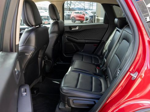 Used 2020 Ford Escape SEL image 12